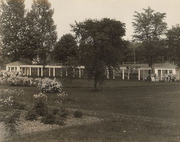 Brook Lodge - Historical Photo From Upjohn (newer photo)